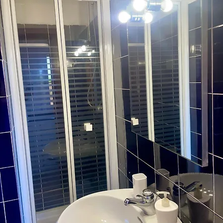 Apartamento Punta Est Spazioso Monolocale Vista Mare